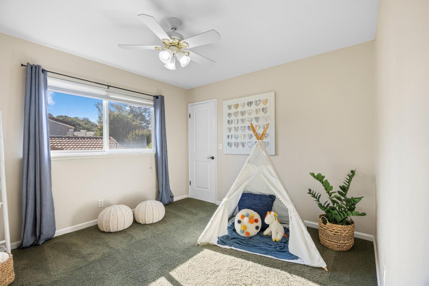1439 Eagles Nest Lane