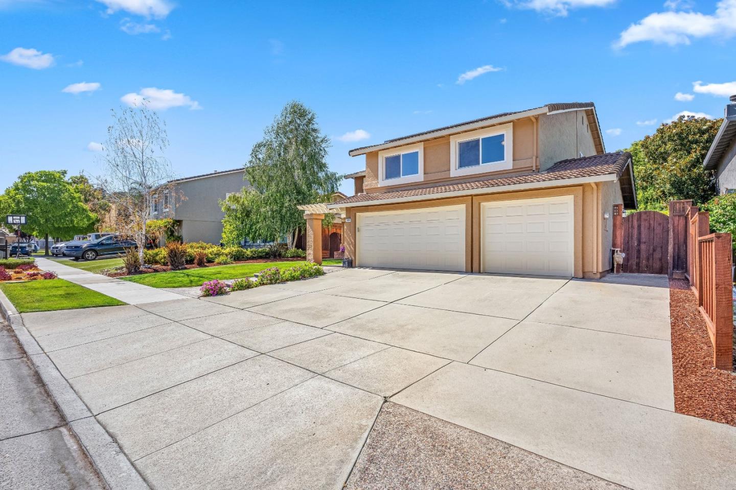 1439 Eagles Nest Lane