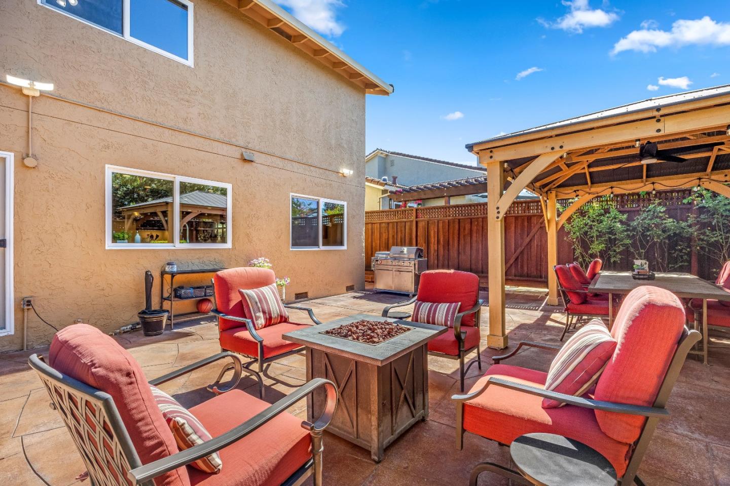 1439 Eagles Nest Lane