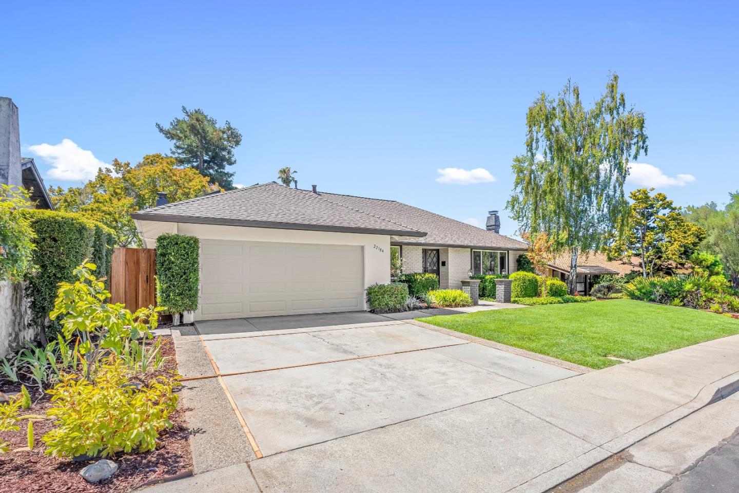 22184 Via Camino CT