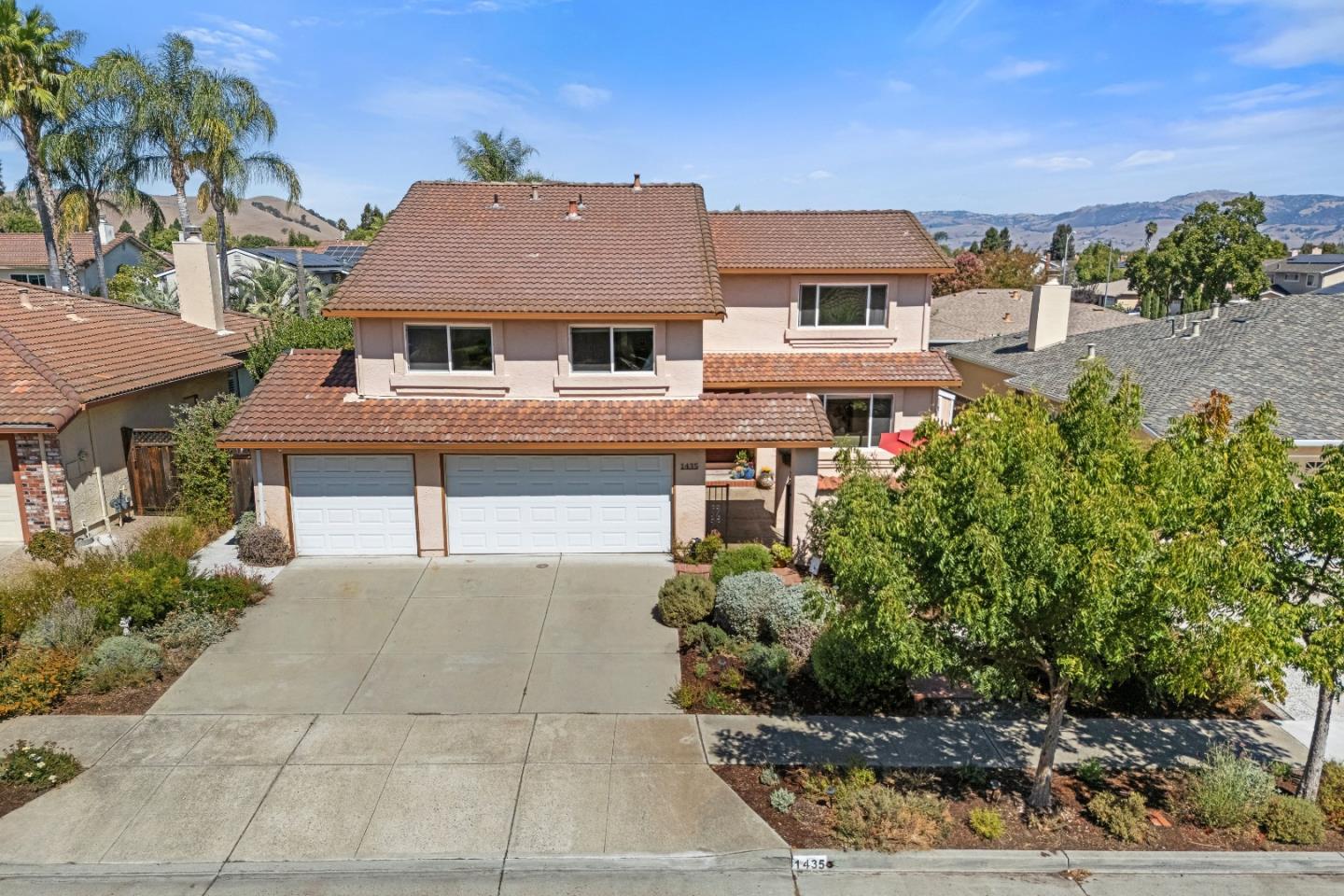 1435 Blackwing WAY