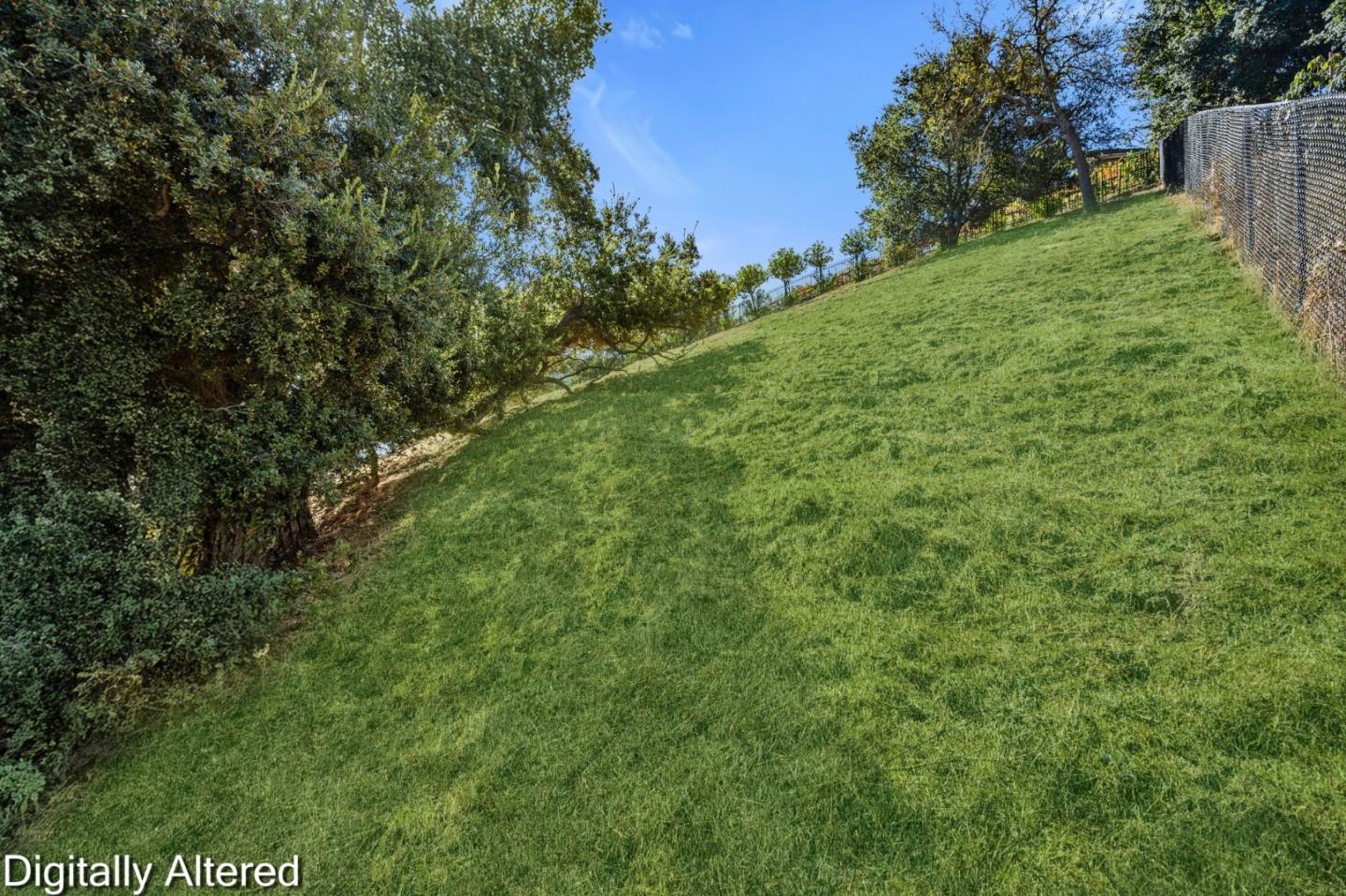 8951 Tea Tree WAY