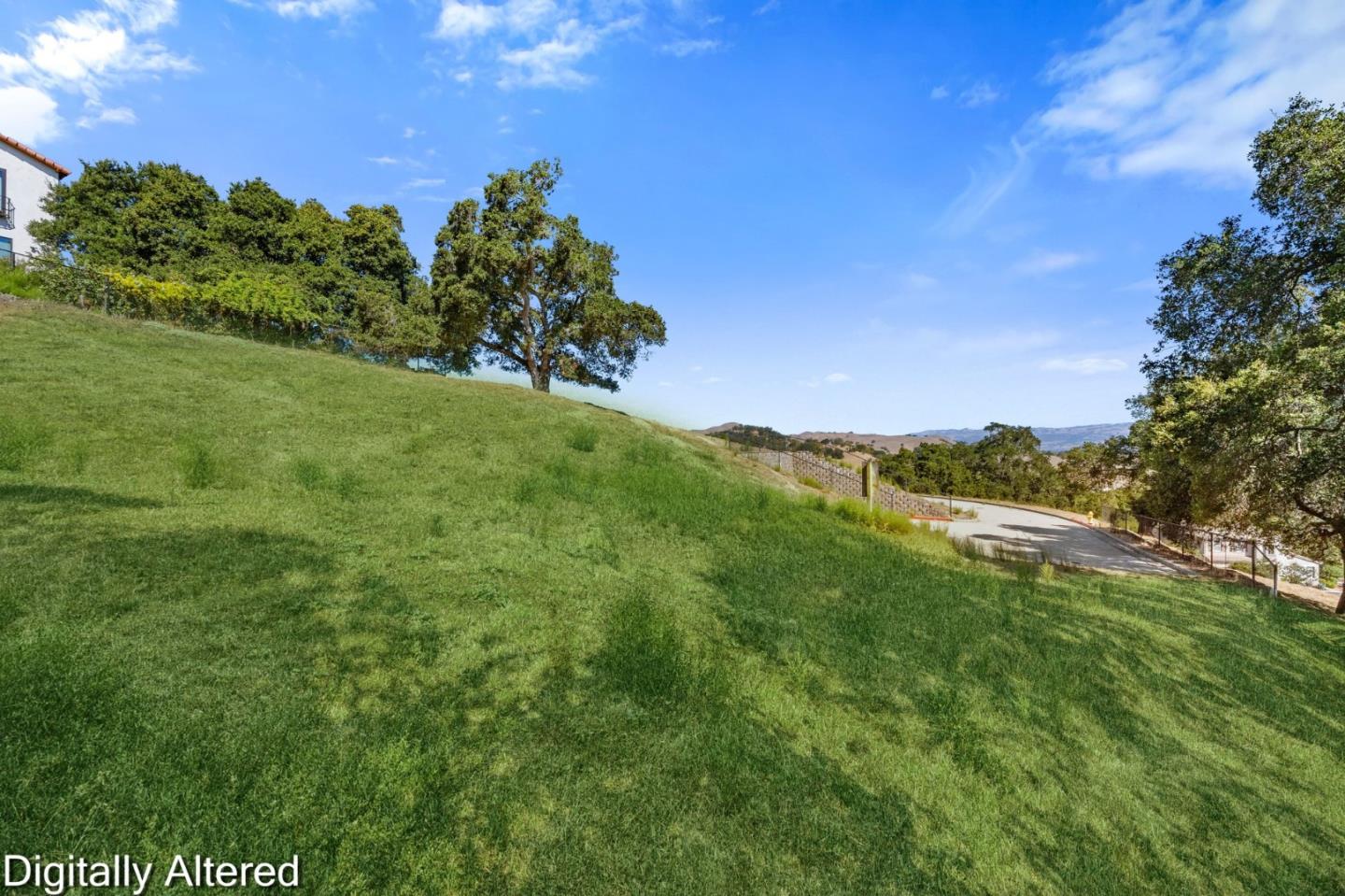 8951 Tea Tree WAY