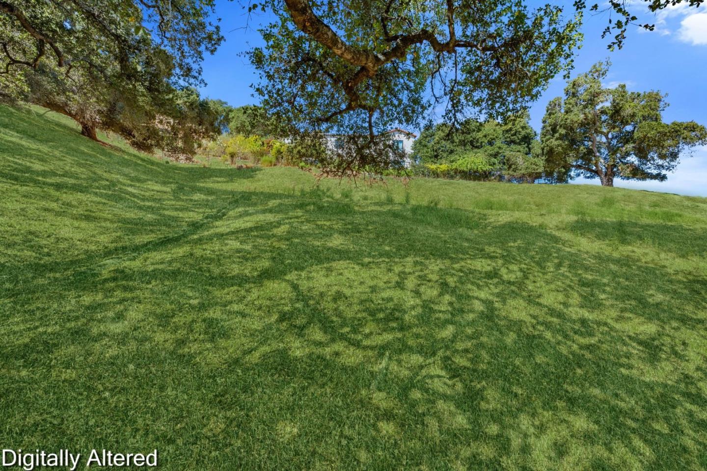 8951 Tea Tree WAY