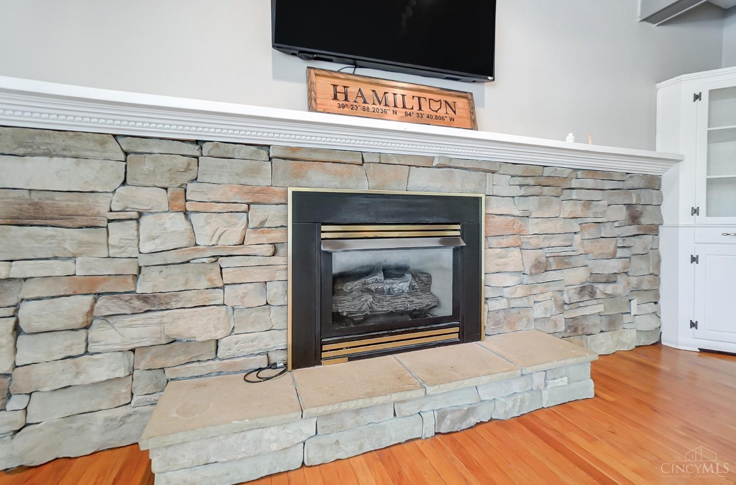 1807 Hamilton New London Road