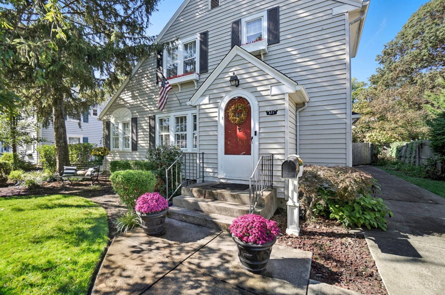 611 N Dick Avenue