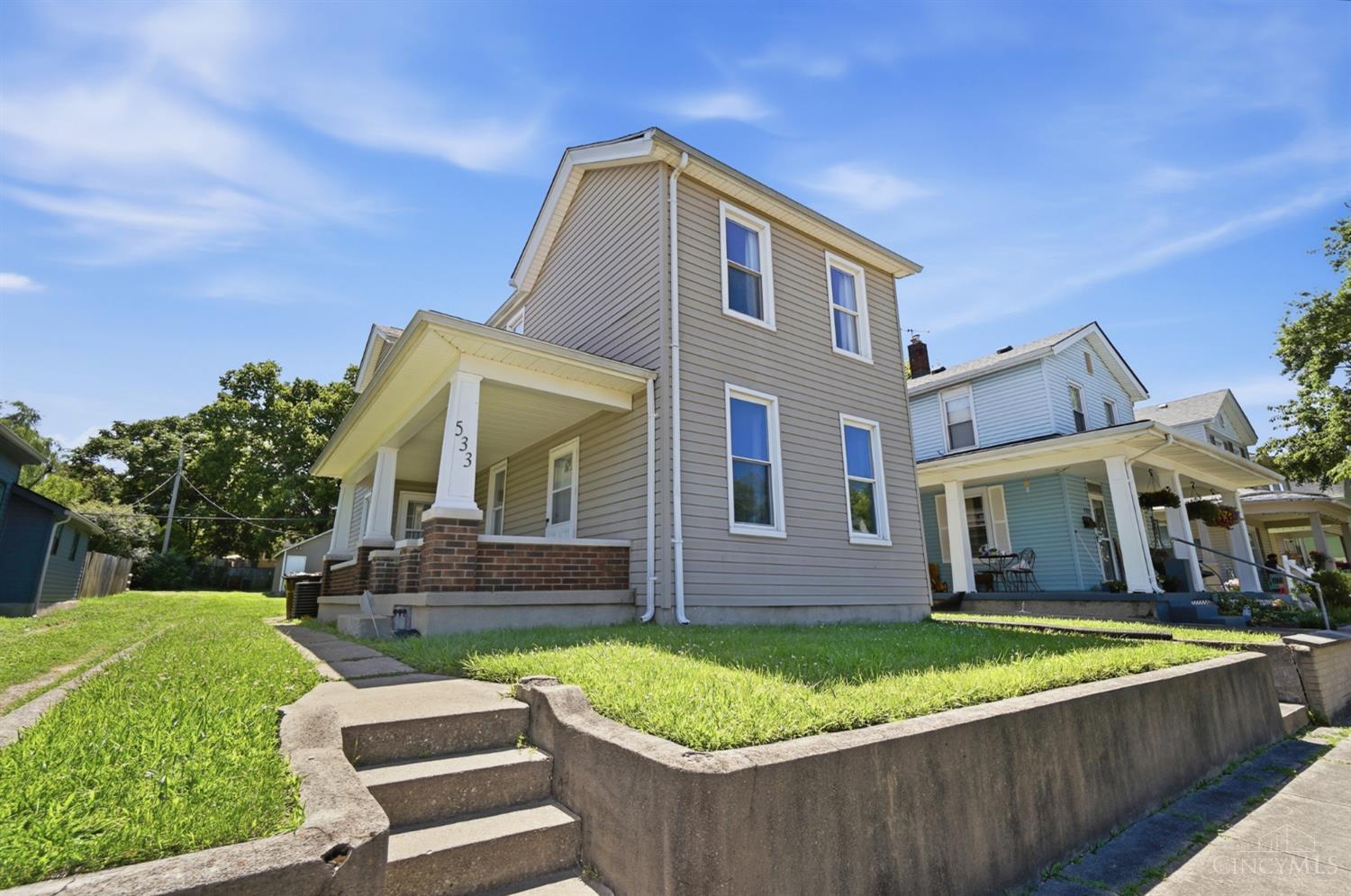 533 Ross Avenue