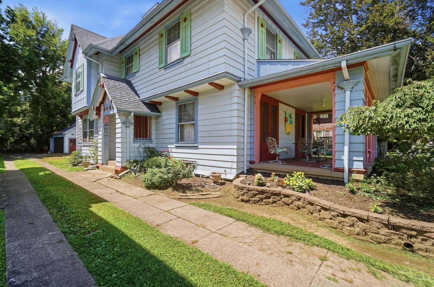 627 Main Street