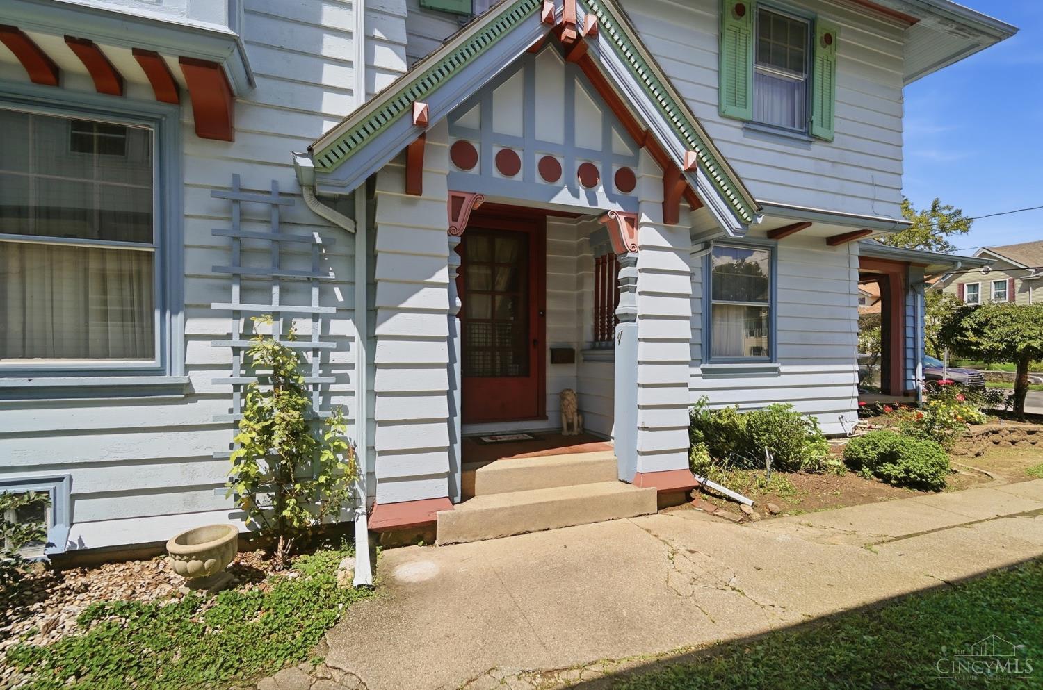 627 Main Street