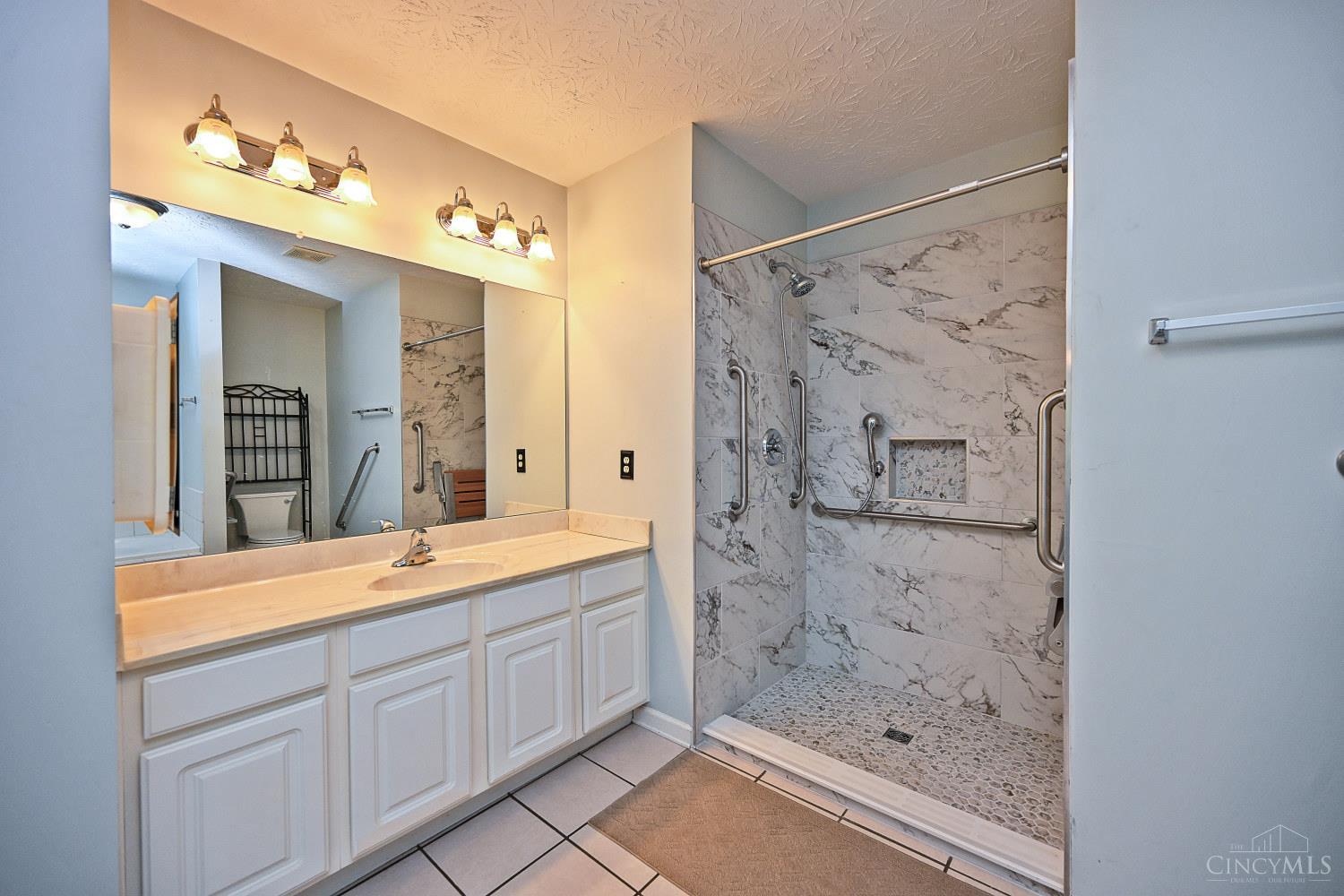 1232 Lisa Renee Drive
