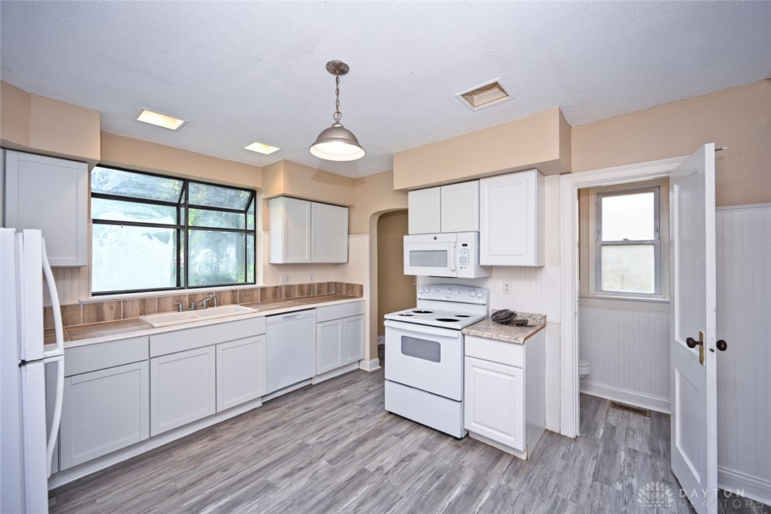 153 W 3rd Street