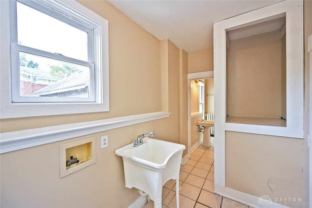 153 W 3rd Street