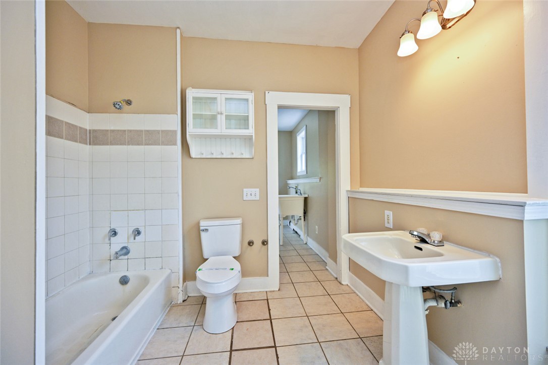 153 W 3rd Street