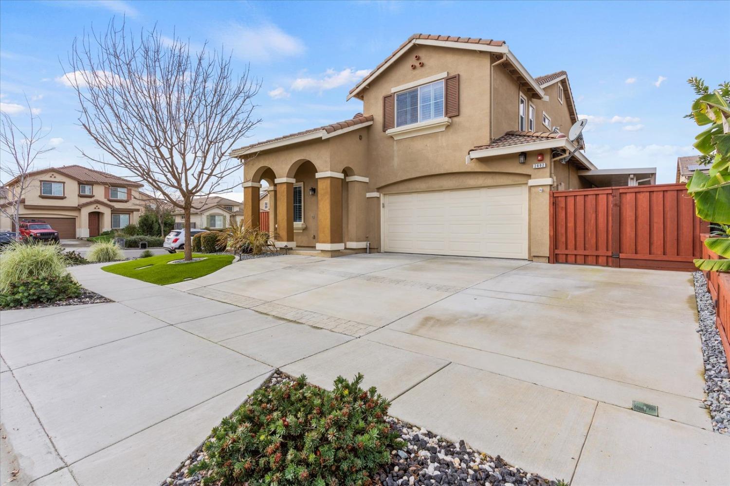 2692 Coranado Street