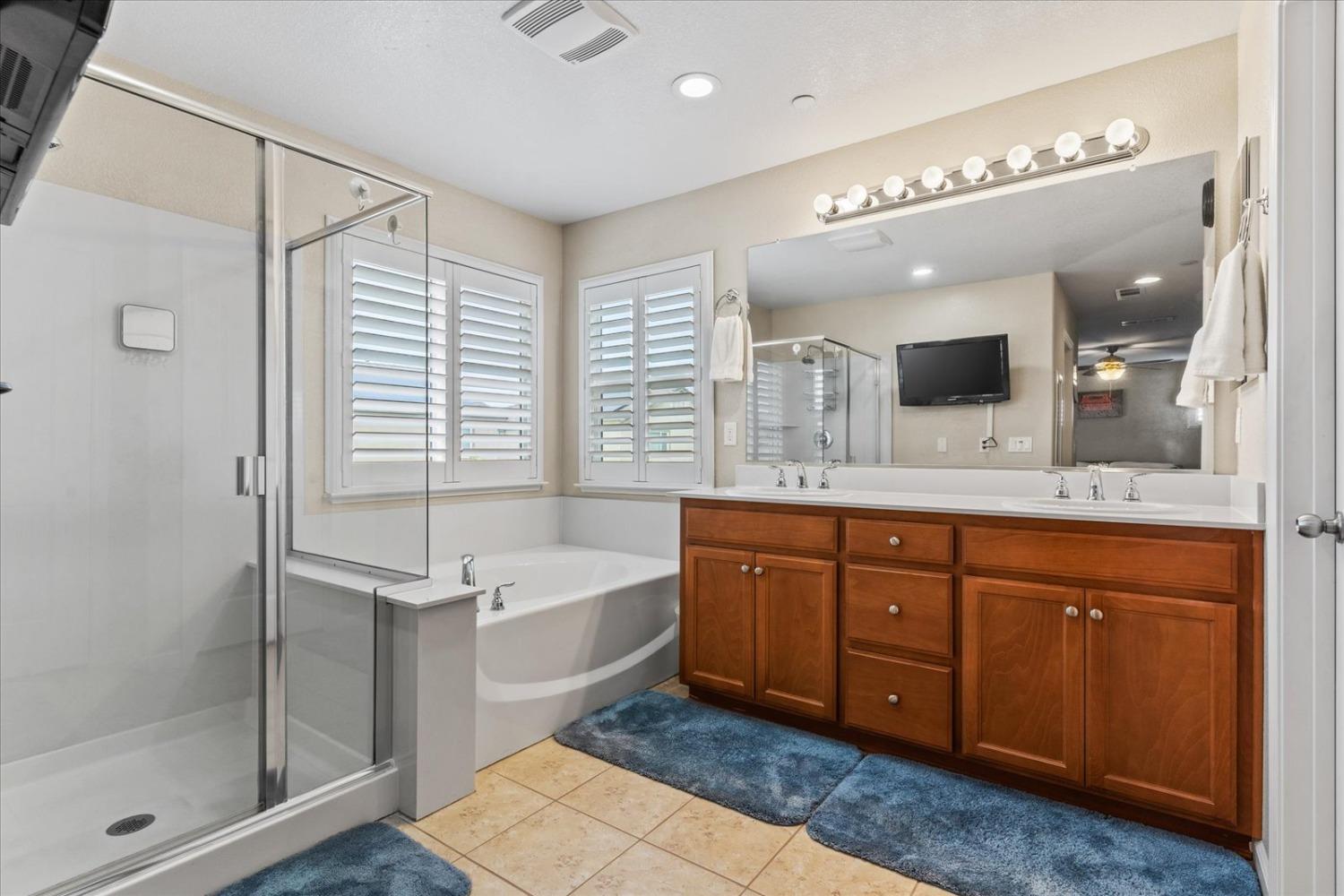 2692 Coranado Street