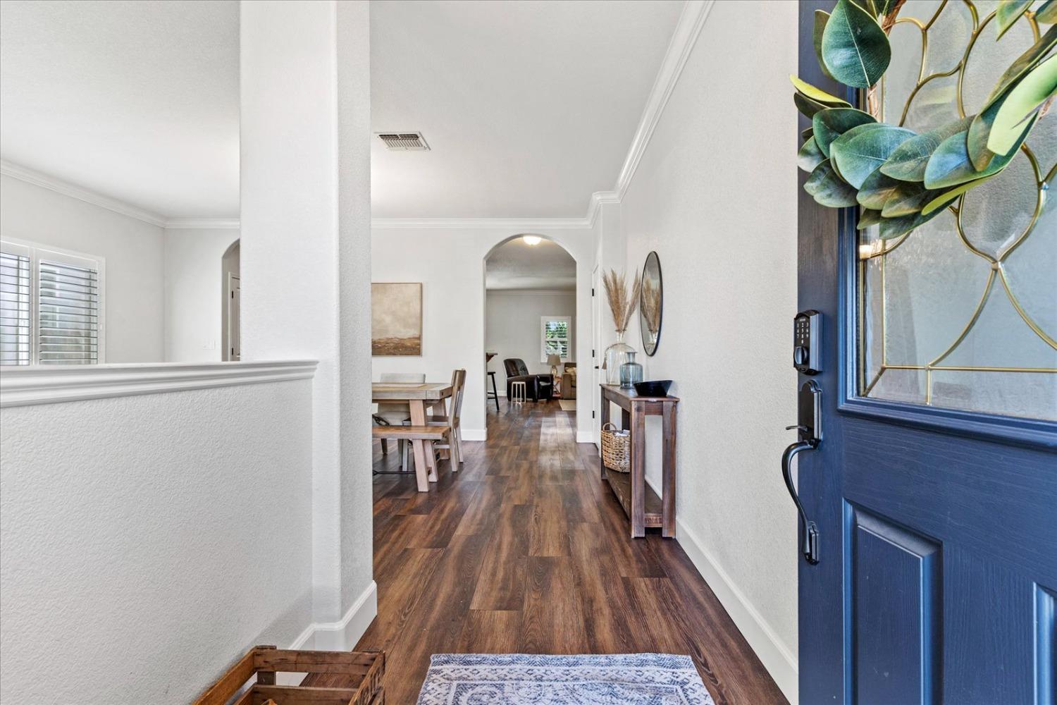 1854 633 Genoa Court