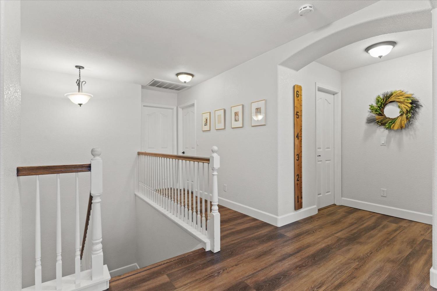 1854 633 Genoa Court