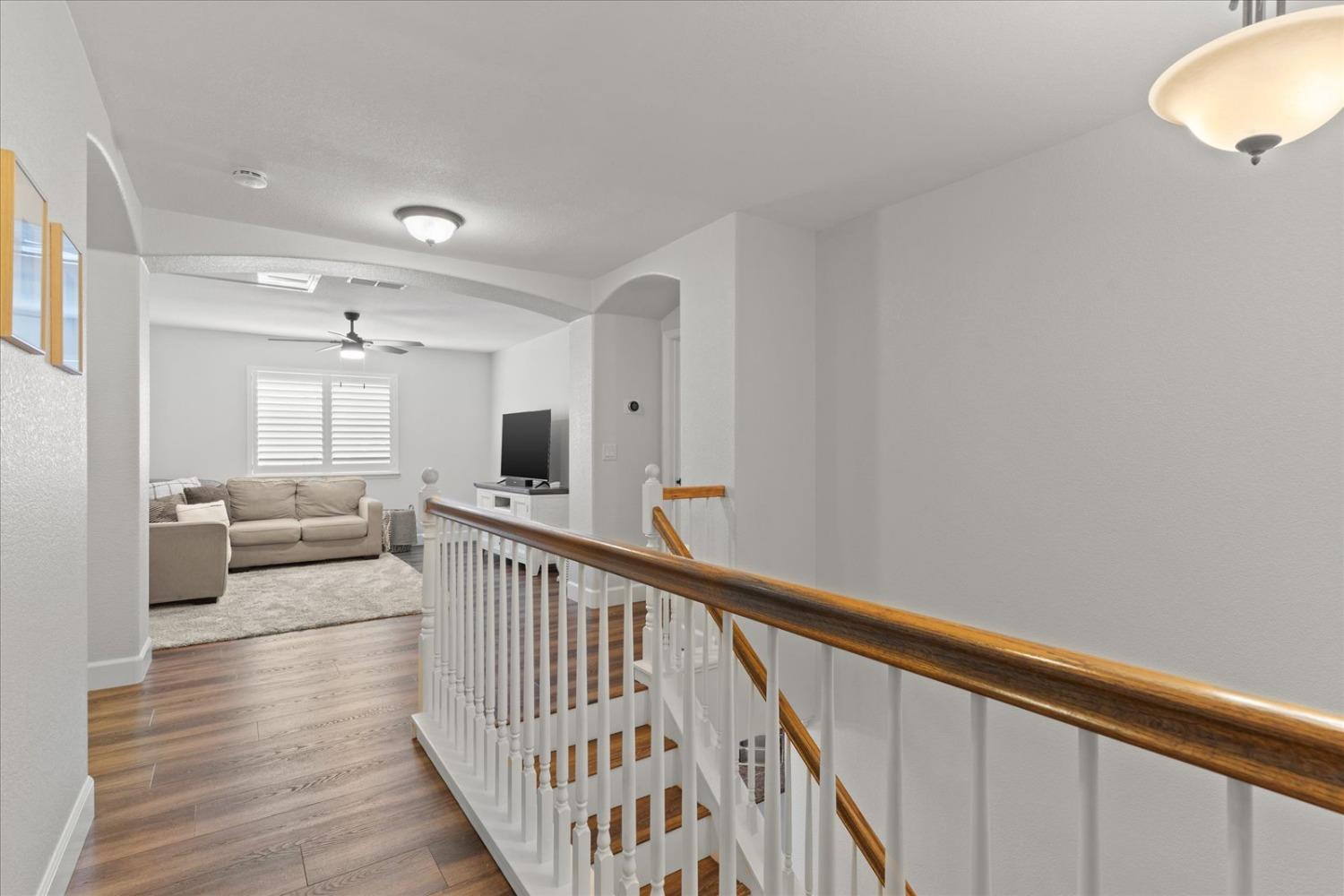 1854 633 Genoa Court