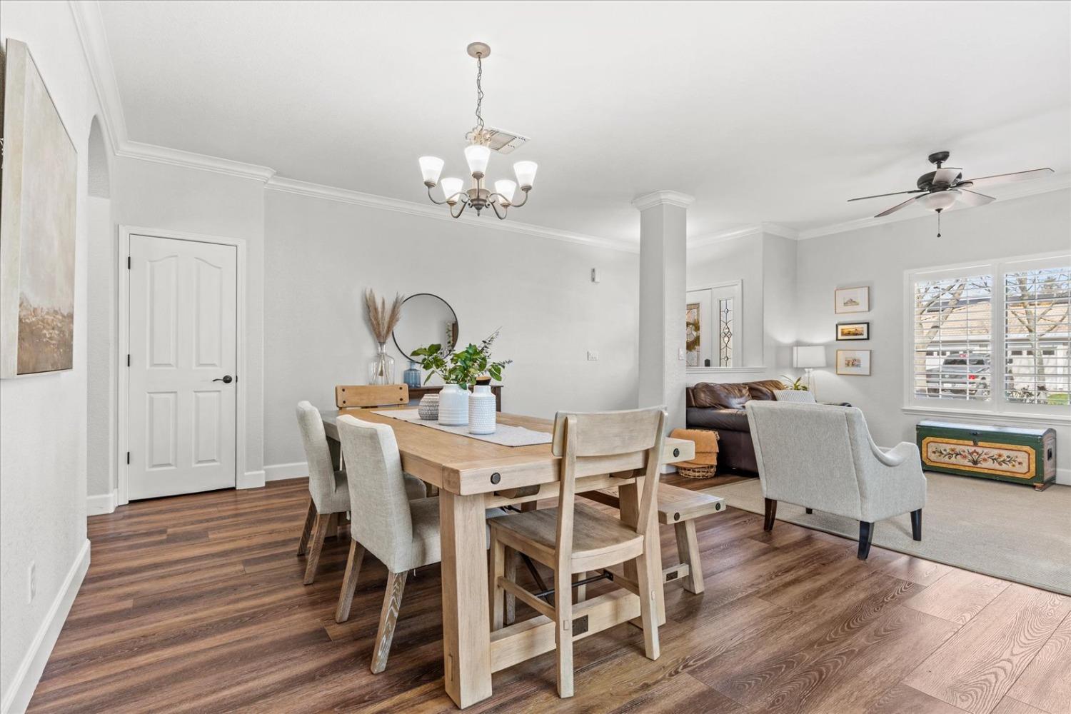 1854 633 Genoa Court