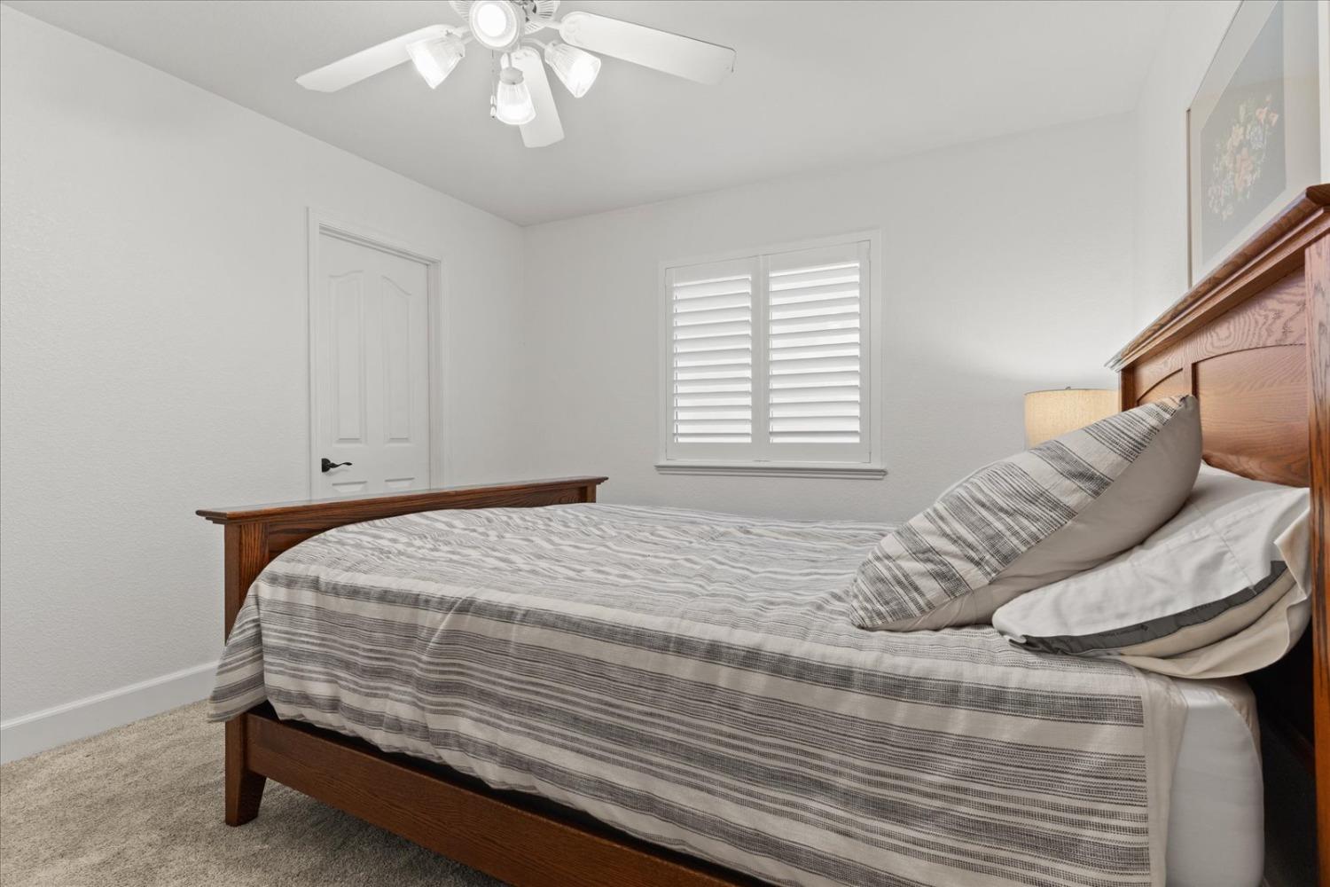 1854 633 Genoa Court