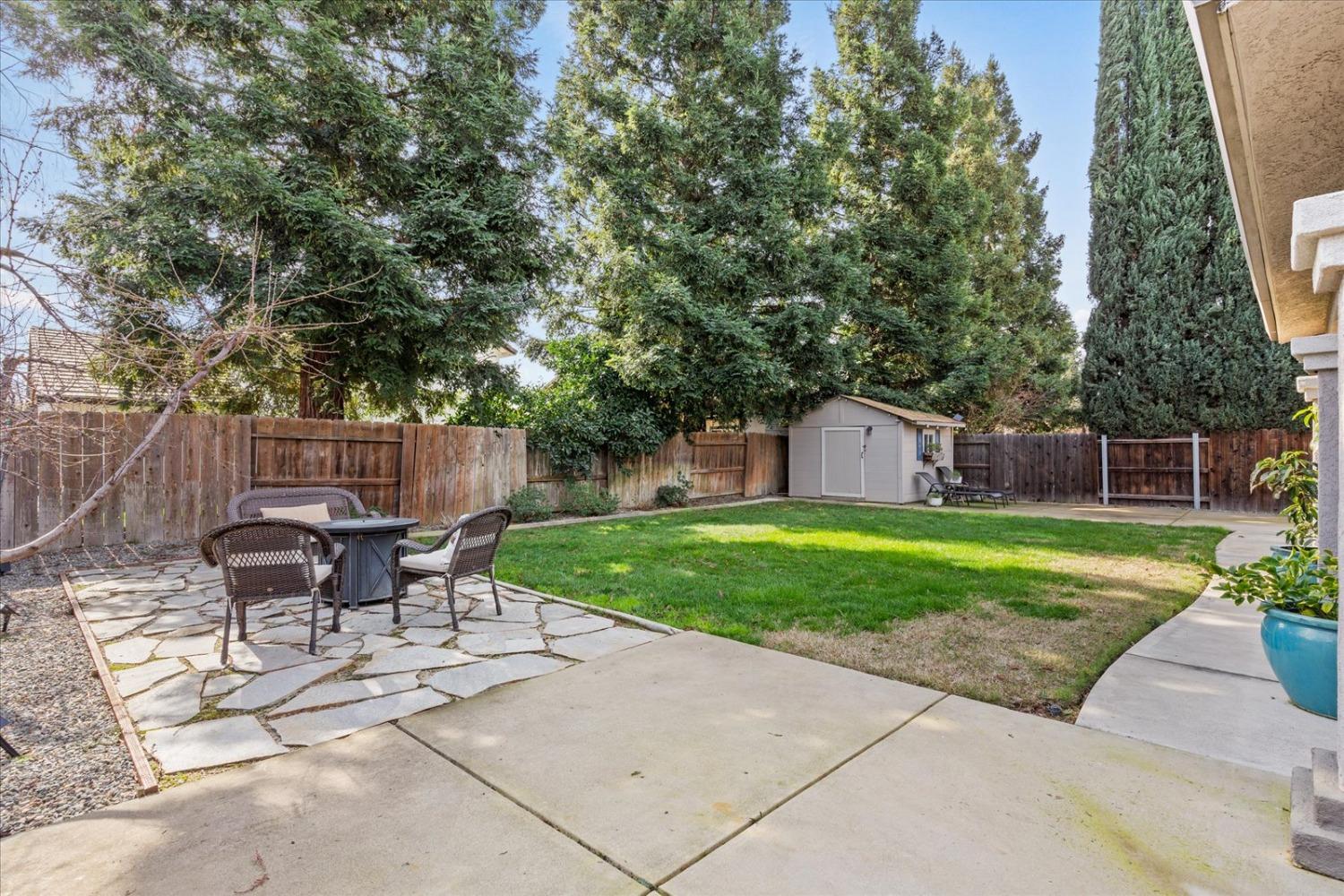 1854 633 Genoa Court