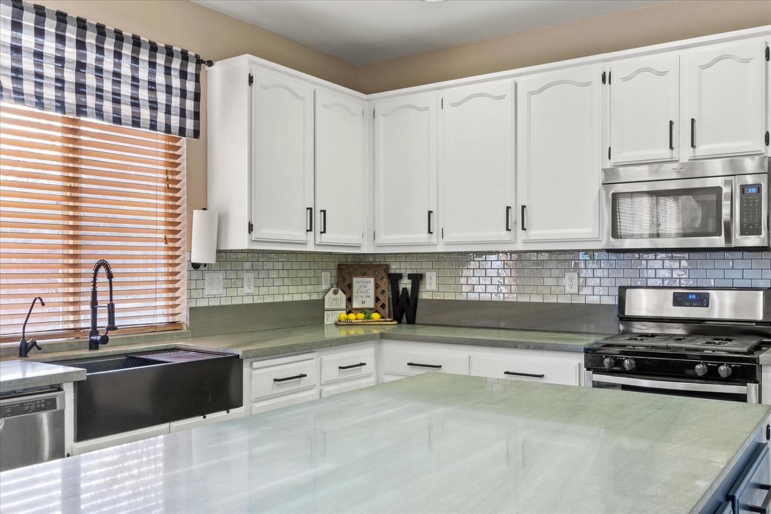 1946 Whitewater Drive