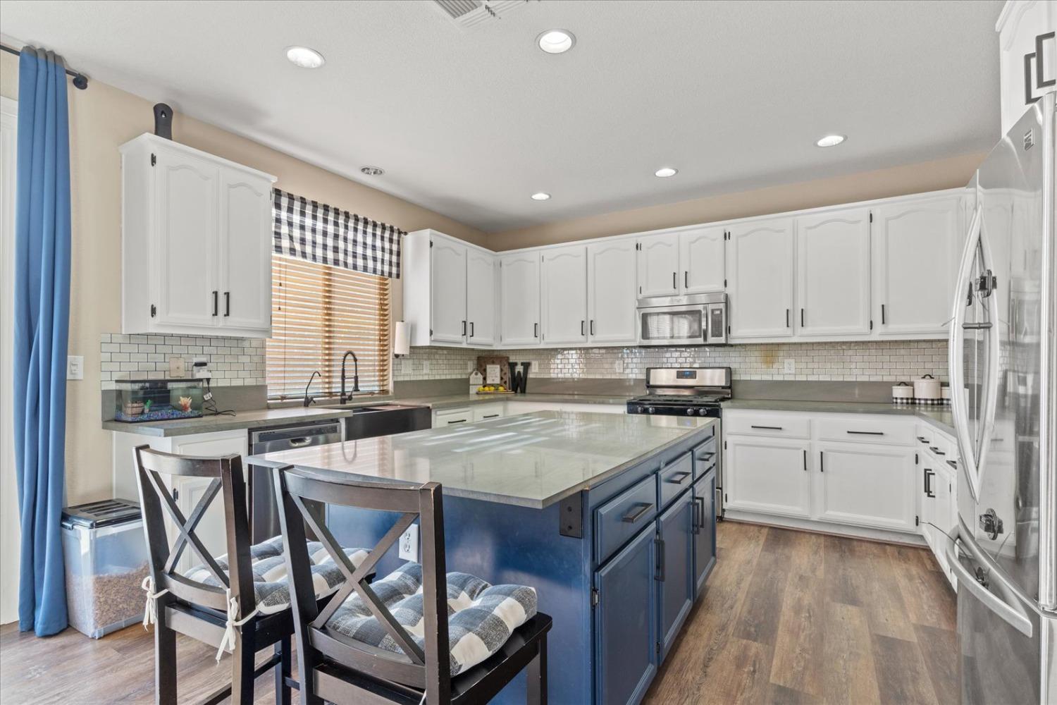 1946 Whitewater Drive