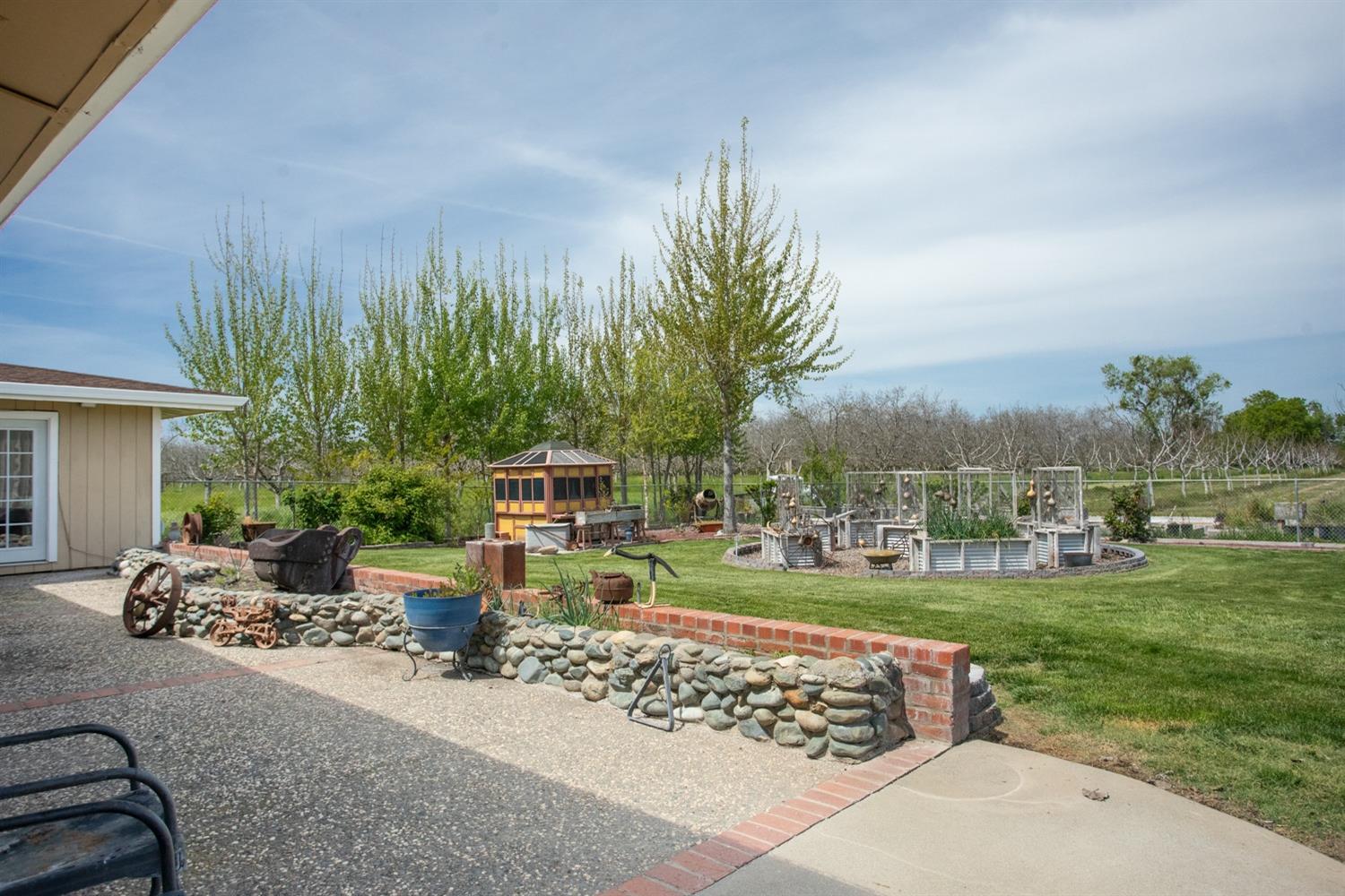 354 Chatfield Avenue