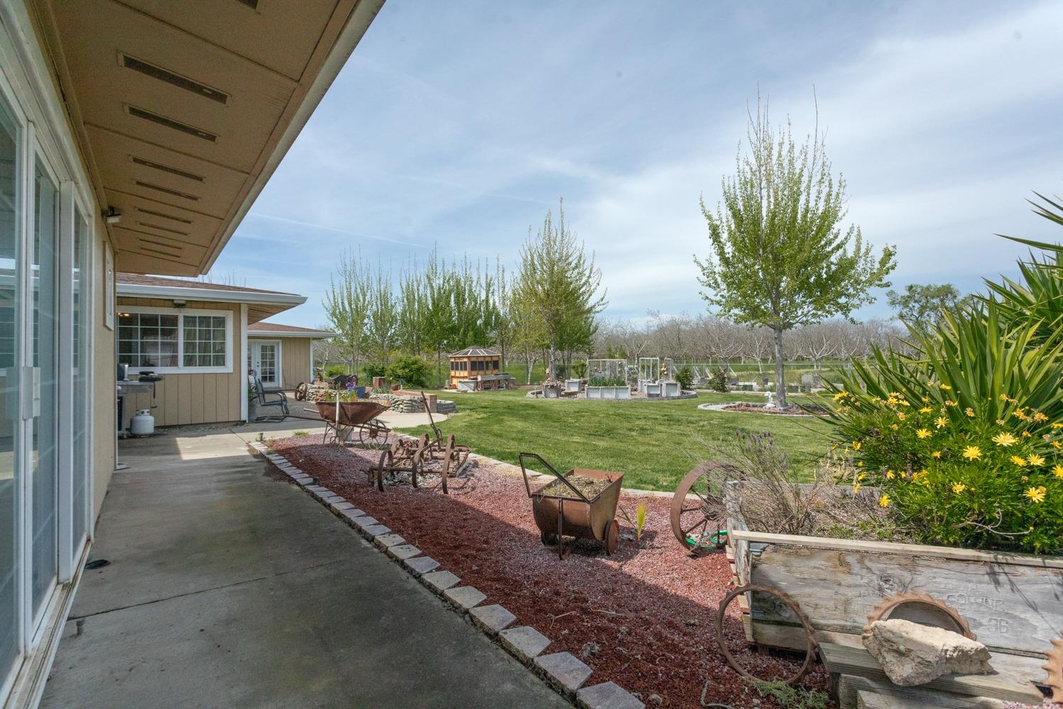 354 Chatfield Avenue