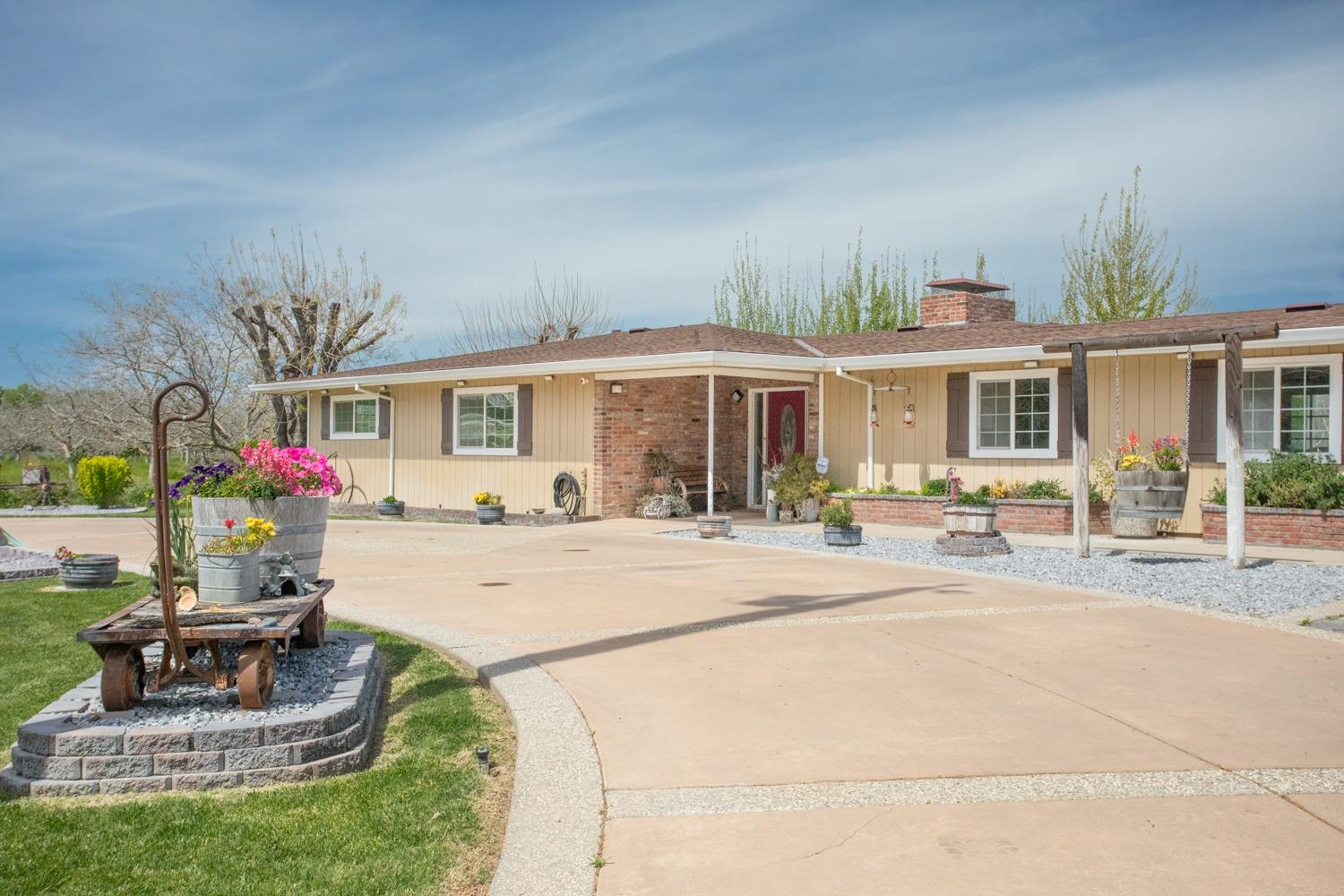354 Chatfield Avenue