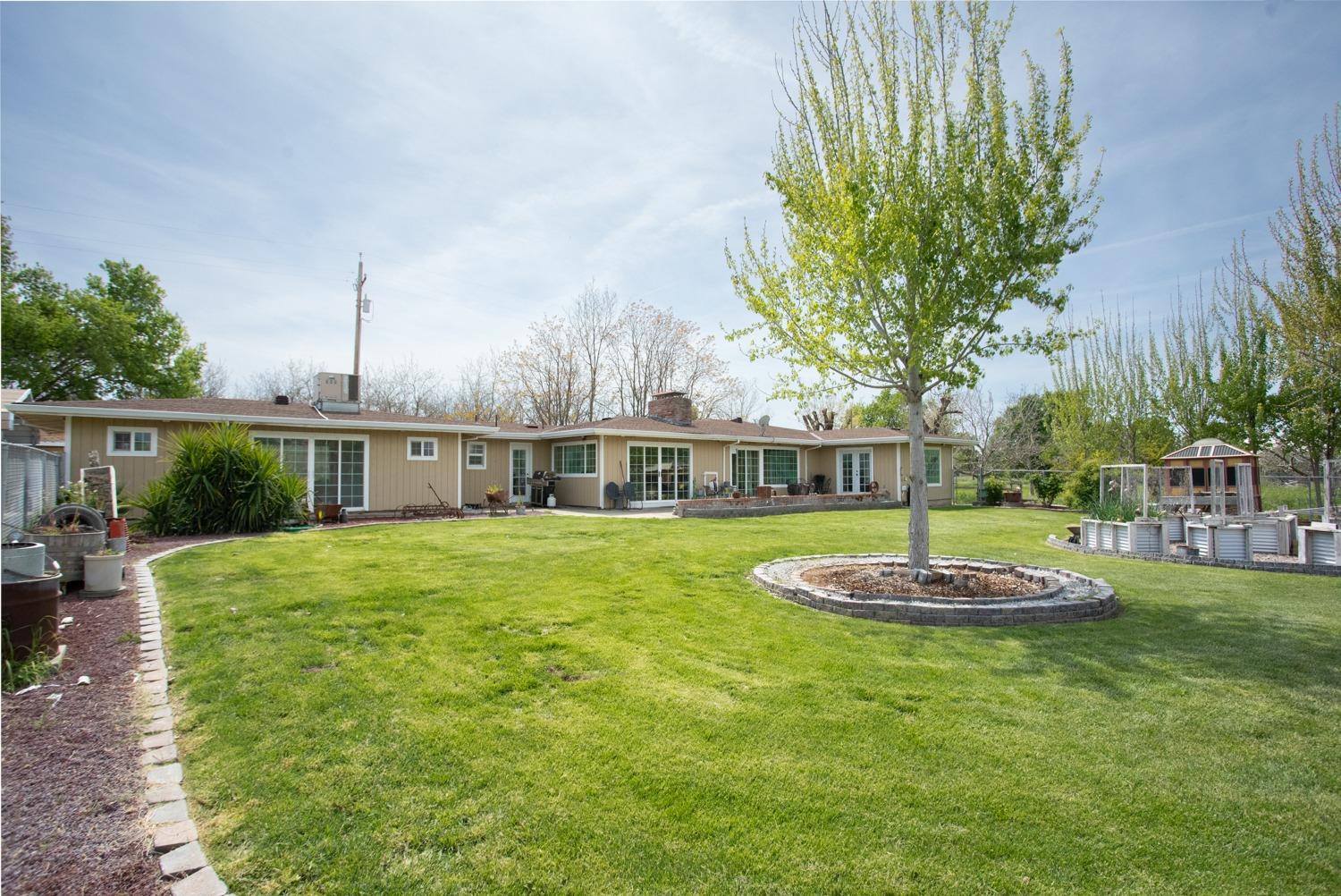 354 Chatfield Avenue