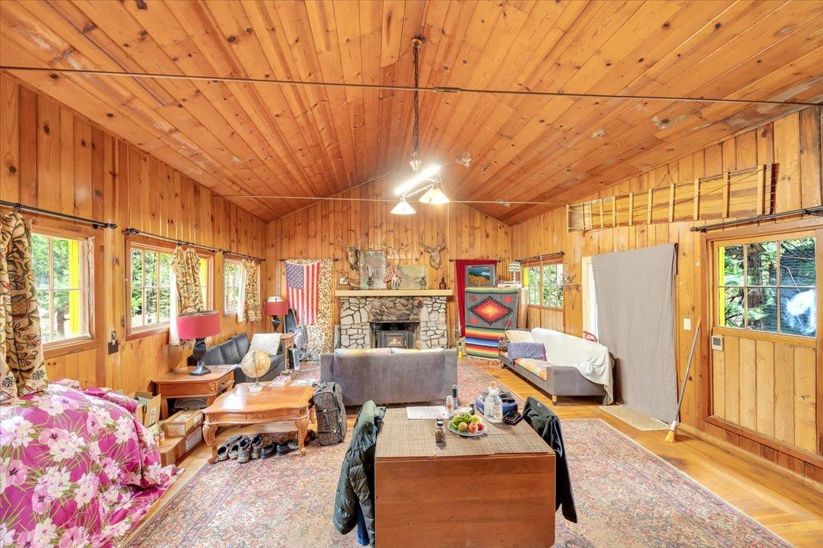 25744 Upper Scenic Drive