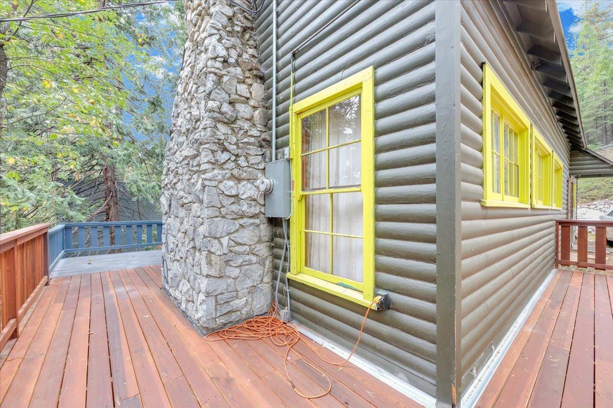 25744 Upper Scenic Drive