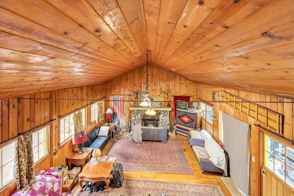 25744 Upper Scenic Drive