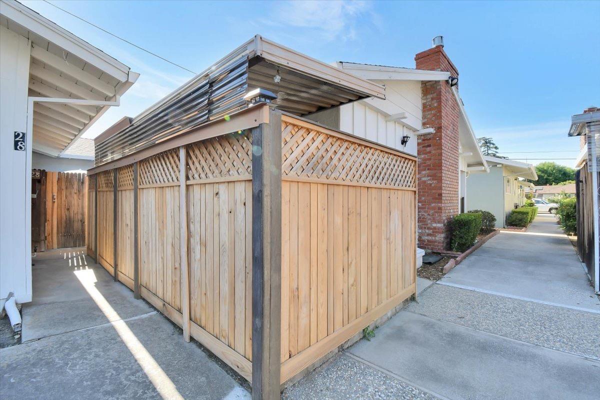 130 E 18th Street 27