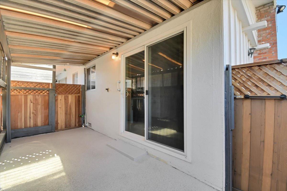 130 E 18th Street 27