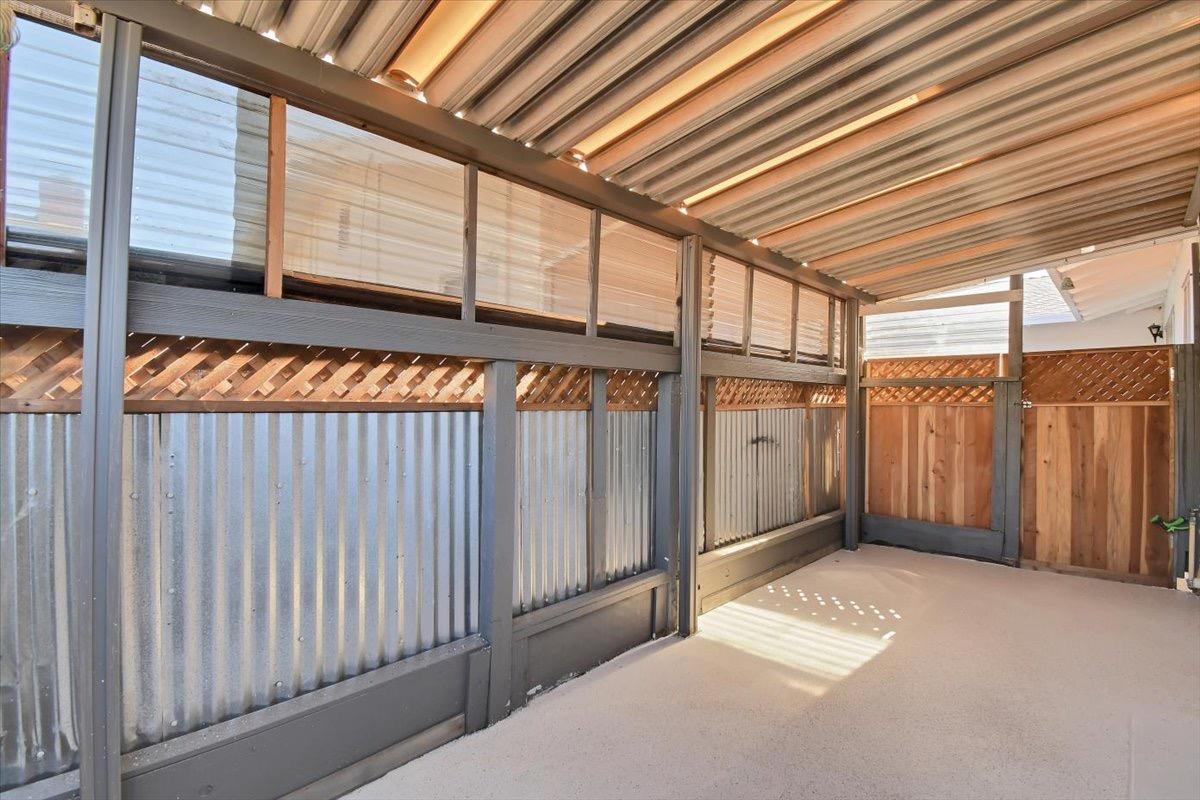 130 E 18th Street 27