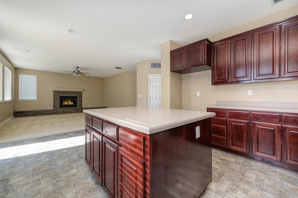 1126 Jewelflower Street