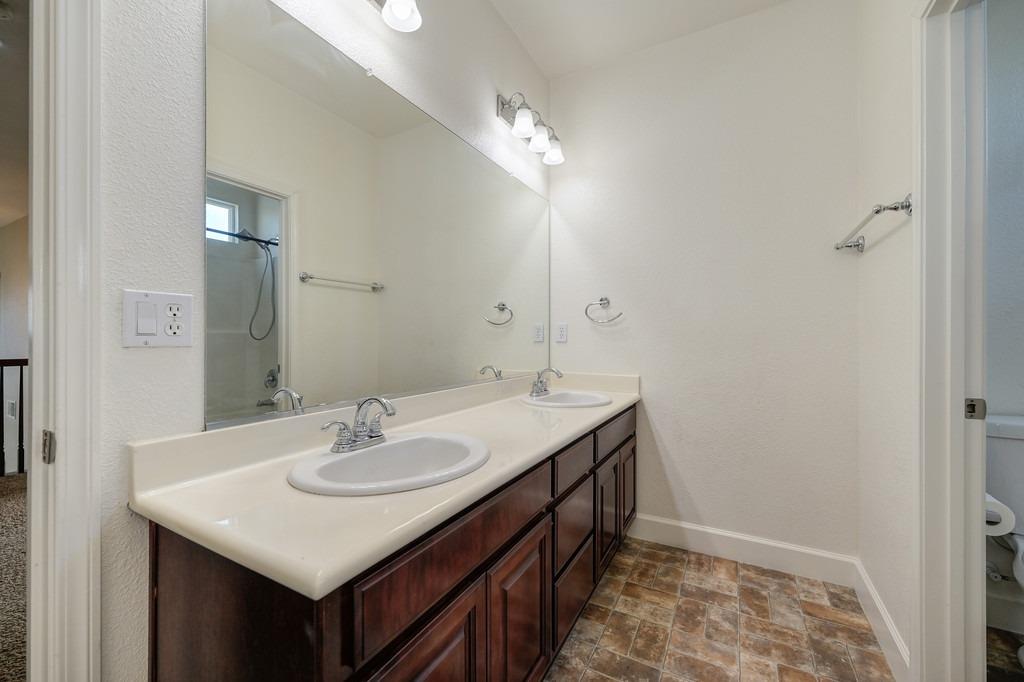 1126 Jewelflower Street