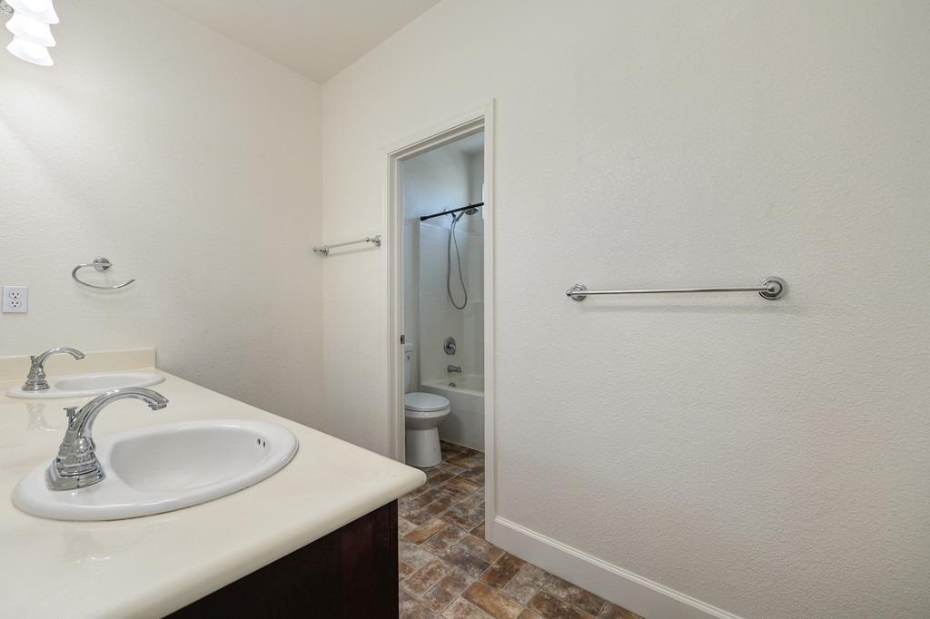 1126 Jewelflower Street