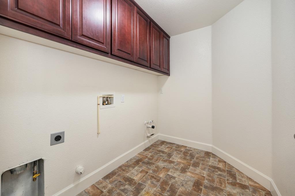 1126 Jewelflower Street