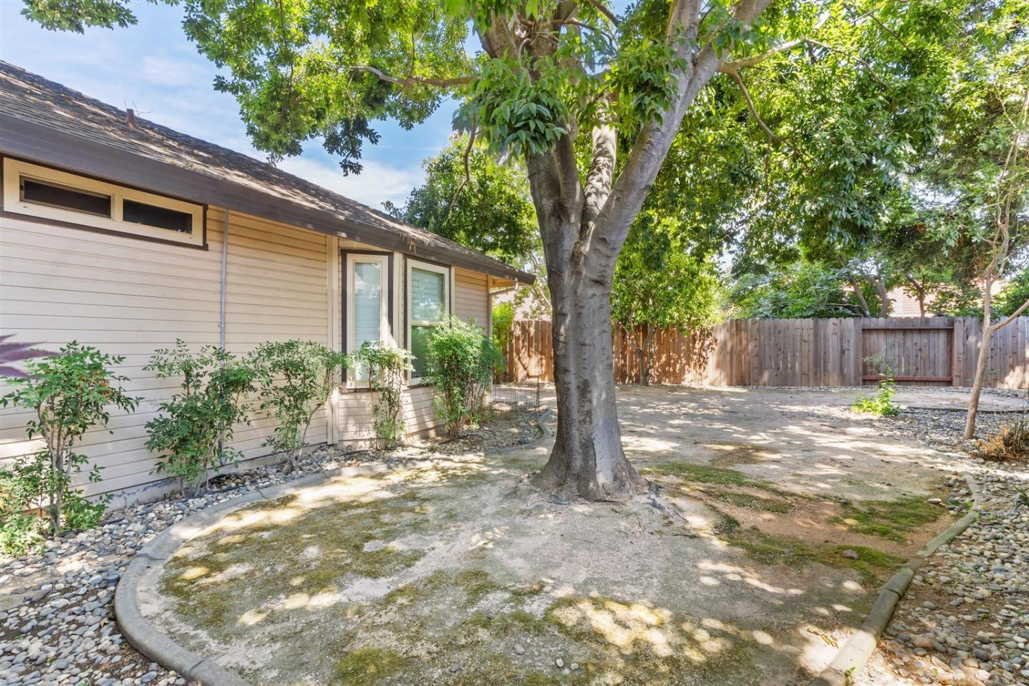 1446 Saint John Court