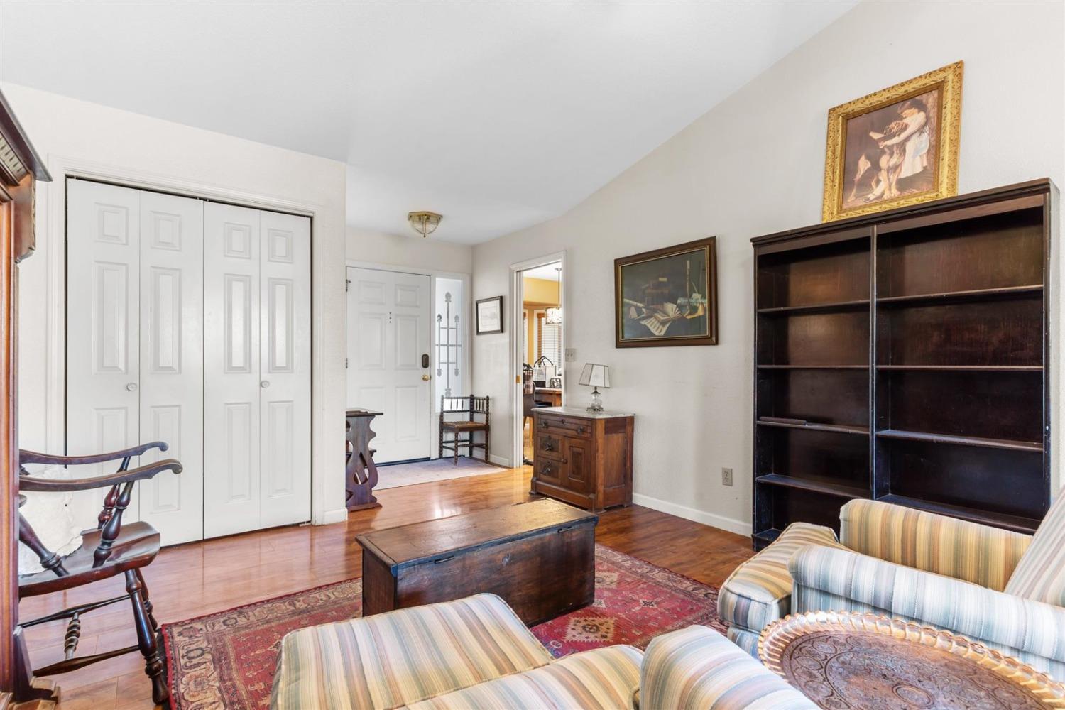 1446 Saint John Court