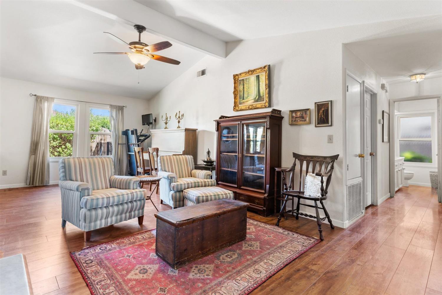 1446 Saint John Court