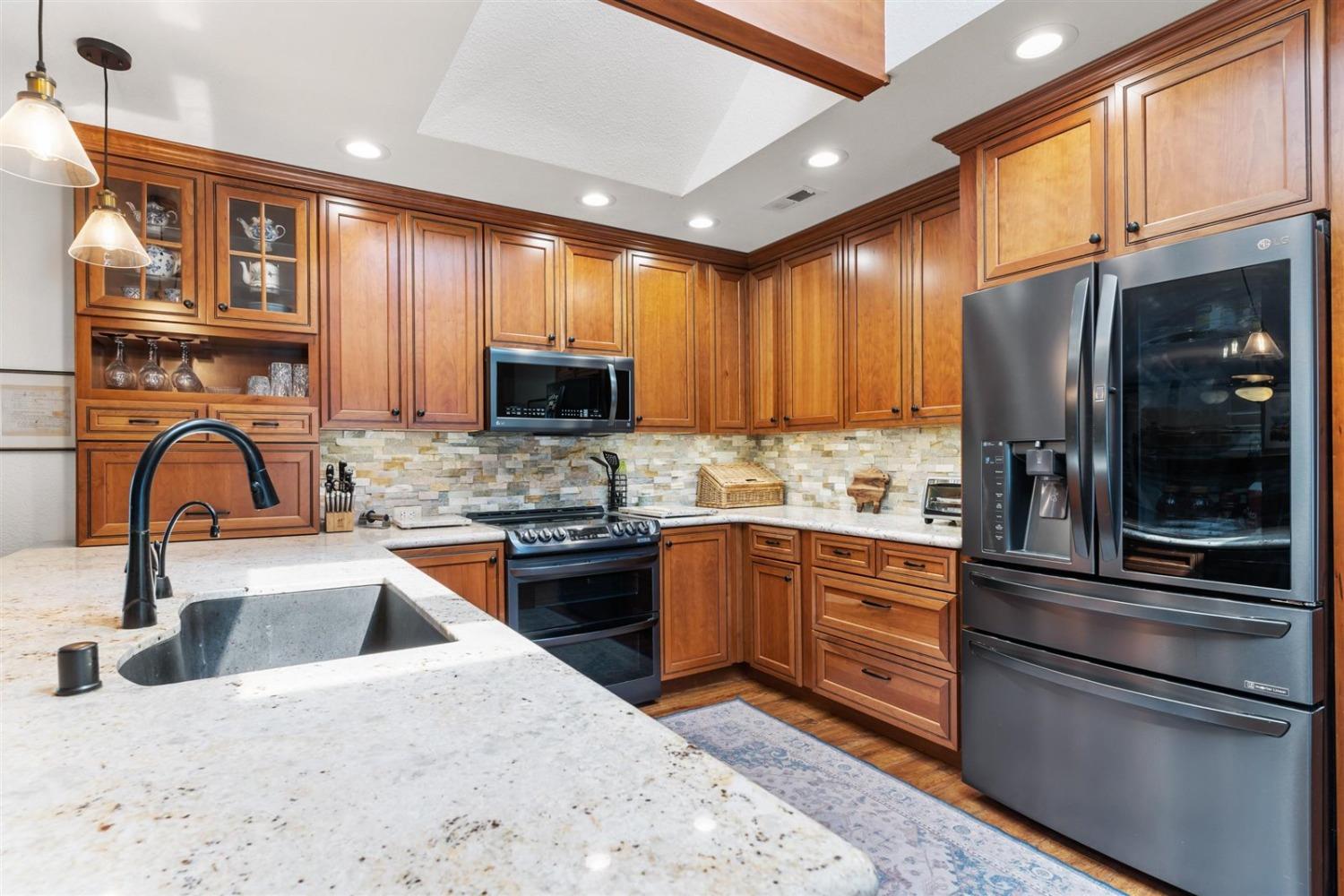 1446 Saint John Court