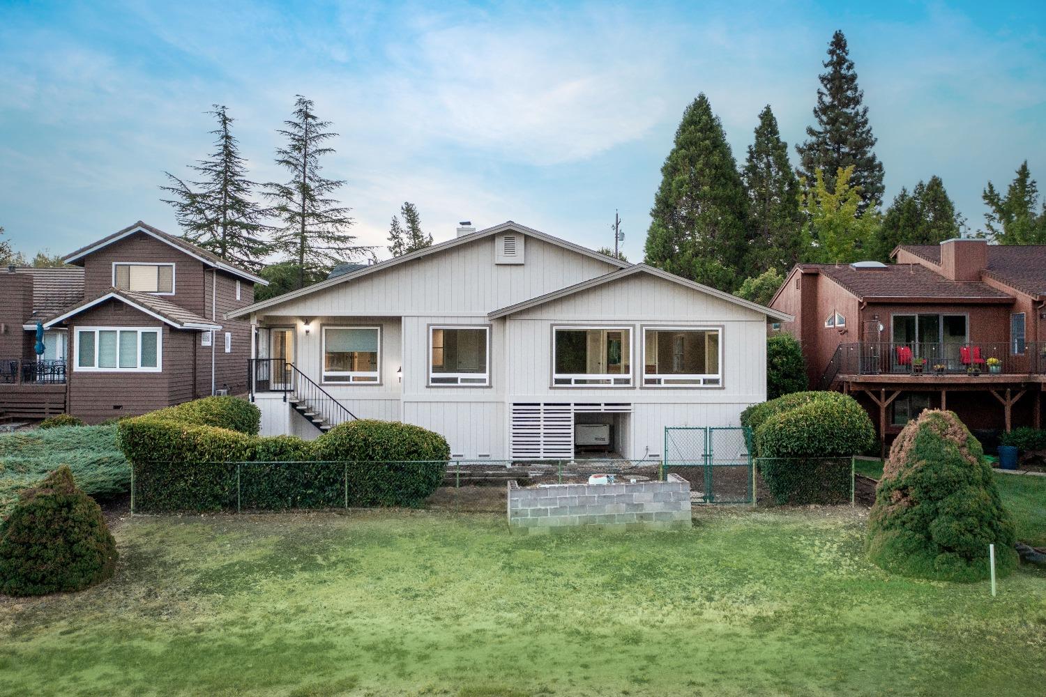 12004 Lake Wildwood Drive