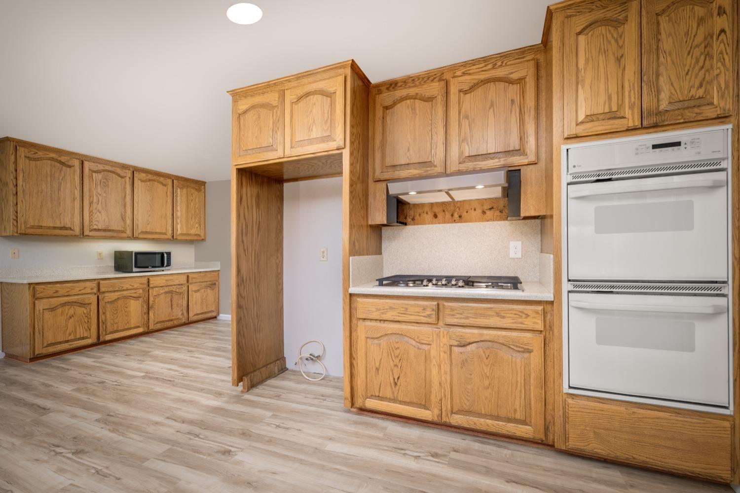 12004 Lake Wildwood Drive