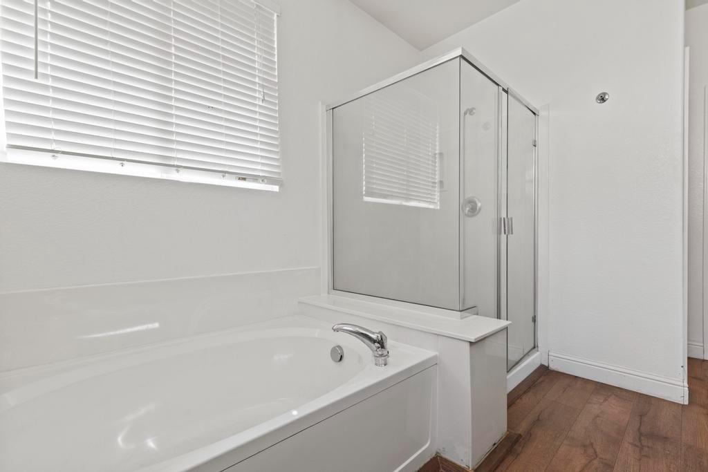 1863 Boardwalk Drive