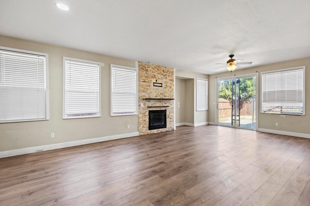 1863 Boardwalk Drive