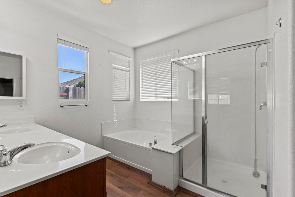 1863 Boardwalk Drive